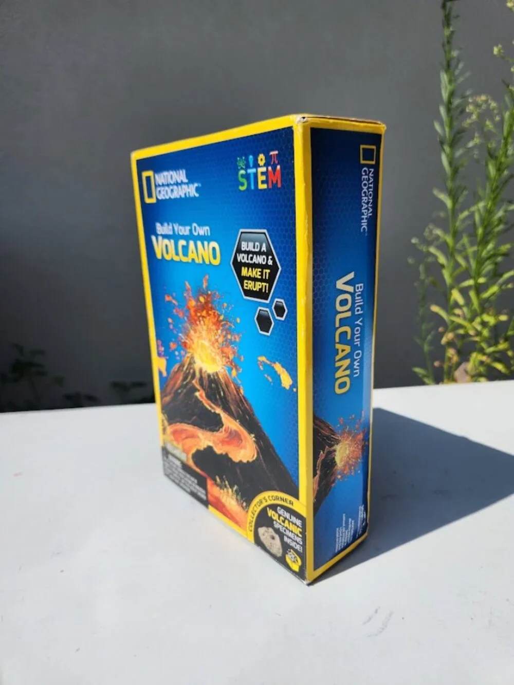 New National Geographic Build your own Volcano Science Kit STEM Toy School Suppl